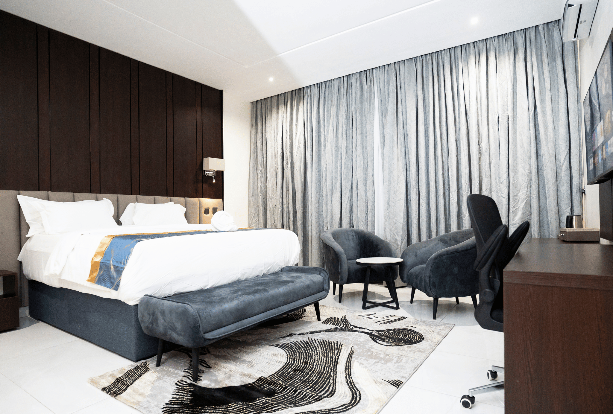 Oxvera Hotel