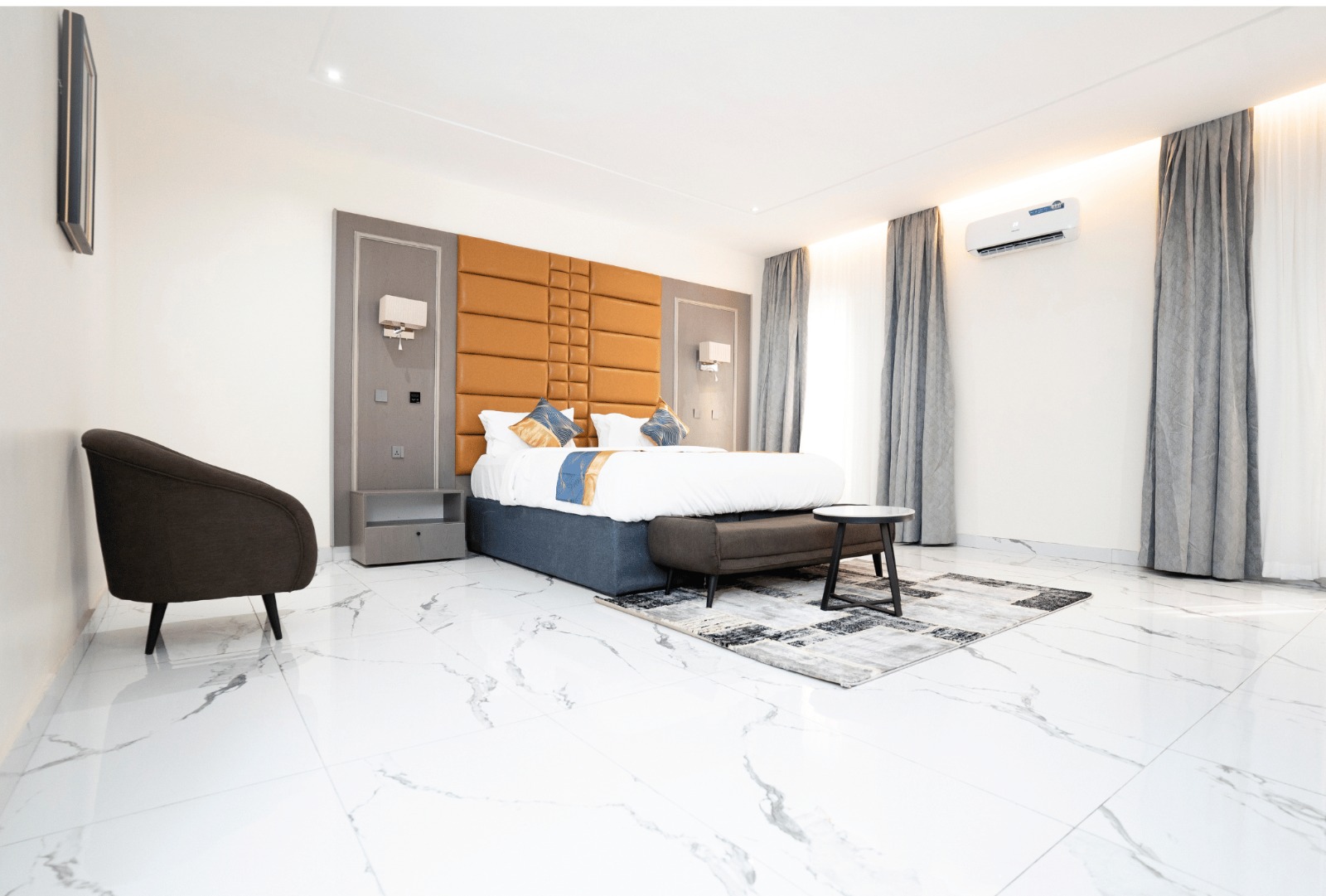 One Bedroom Residence - Photo 3